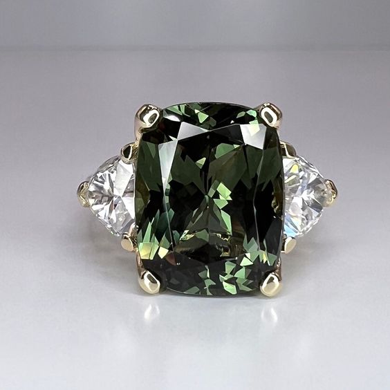 Vintage Silver Forest Green Crystal Ring