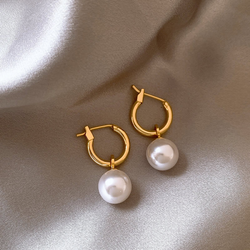 Elegant Gold Pearl Earrings