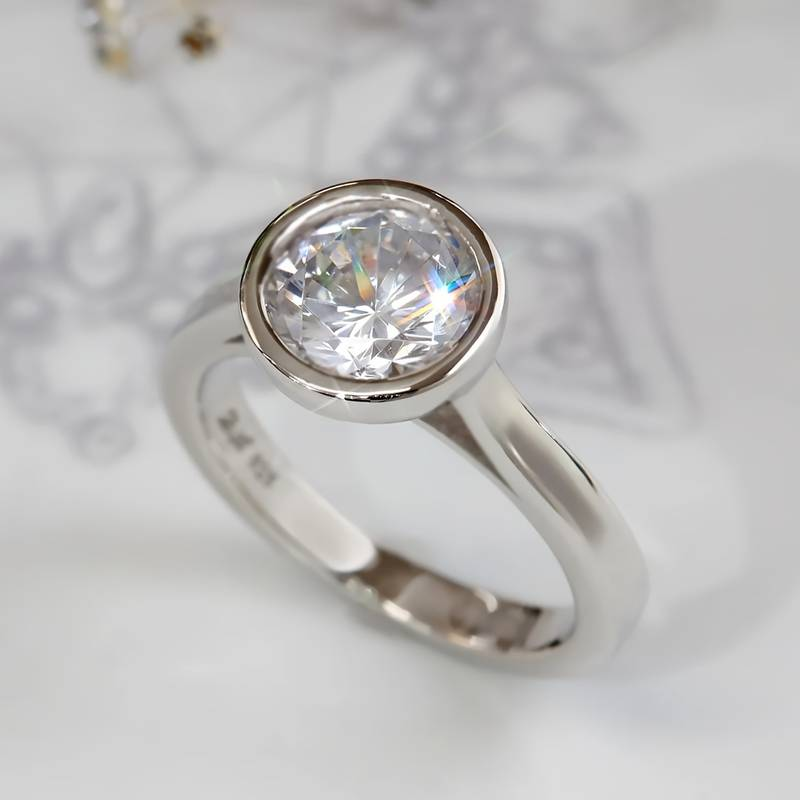 Vintage Silver Ring with Zirconia