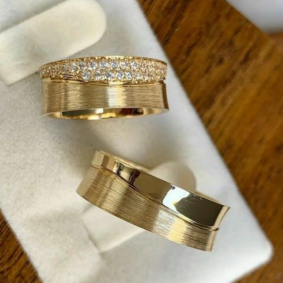 Vintage Gold Sequin Rings