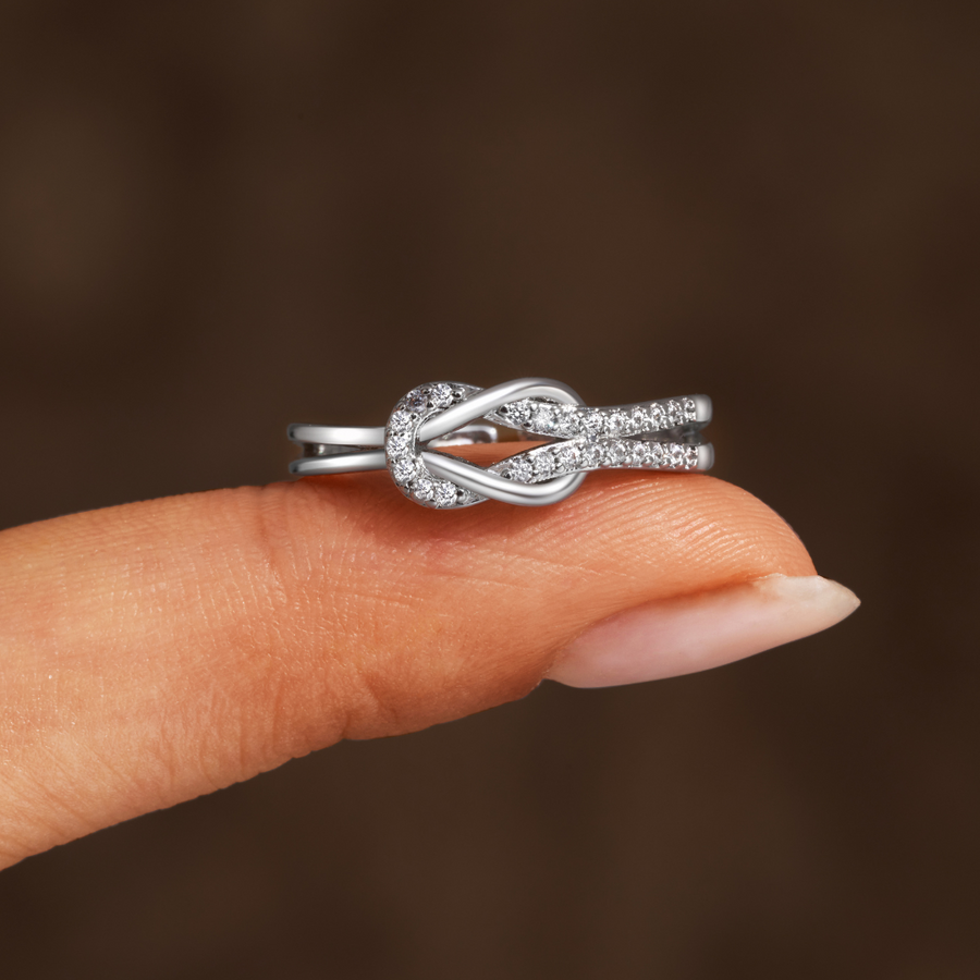 Love & Connection Knot Ring