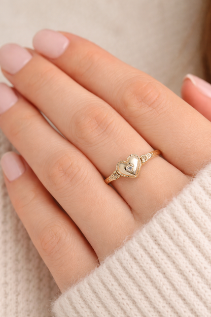 Elegant Gold Heart and Star Ring