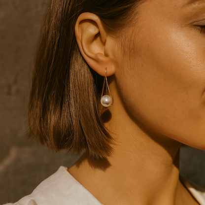 Women's Elegant Pearl Drop Earrings - Celina