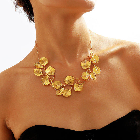 Gold Leaf Allure Necklace