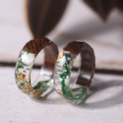 Emilia-Calou Wooden Orchid Ring