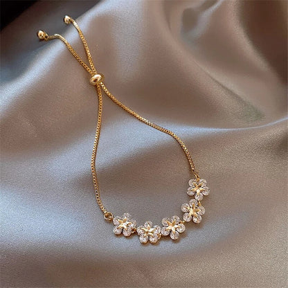 Adjustable Crystal Flower Bracelet - Leocadia
