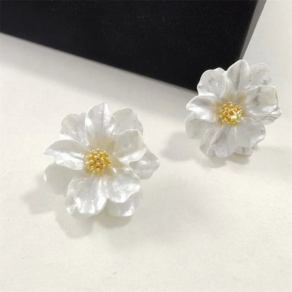 Opal Collection White Acrylic Flower Stud Earrings - Exclusive