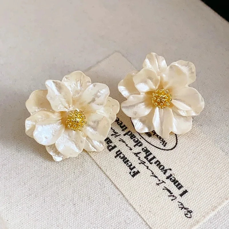 Opal Collection White Acrylic Flower Stud Earrings - Exclusive