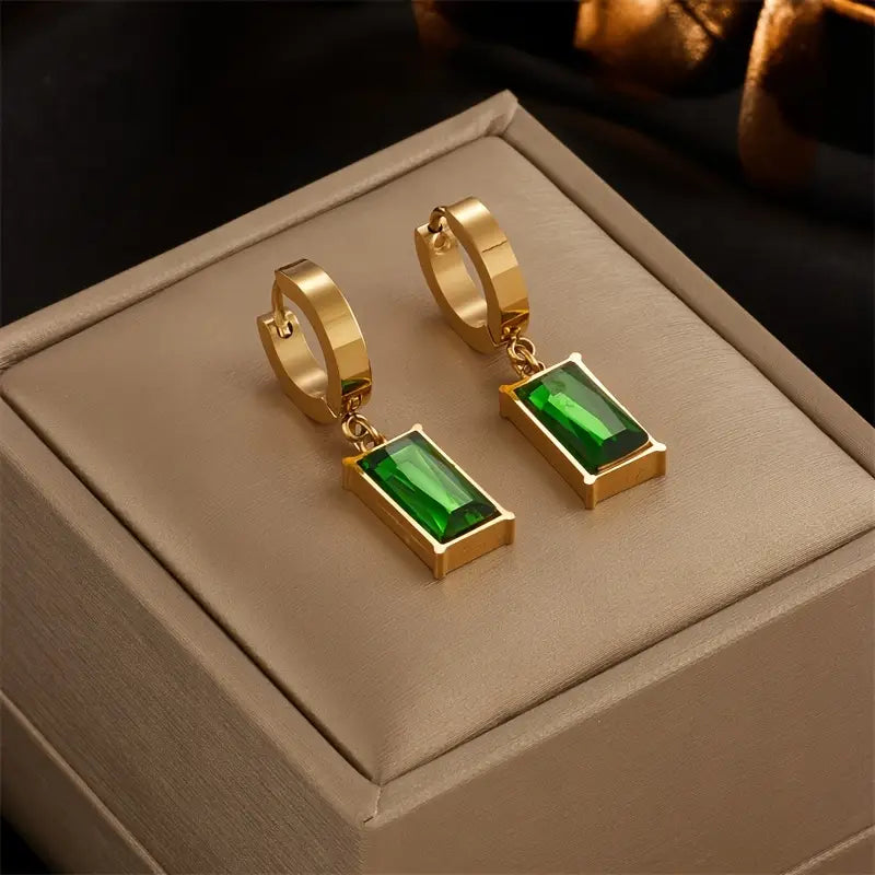 Nyx Iselotte Verdain Jewelry Set