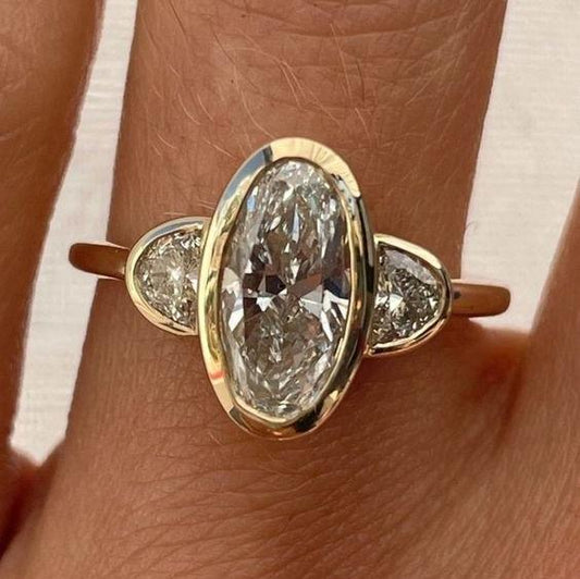 Vintage Oval Glass and Zirconia Ring
