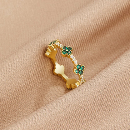 Four-Leaf Clover Crystal Ring