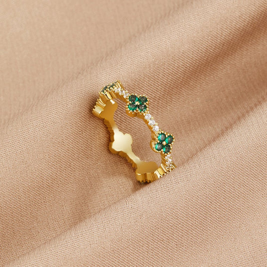 Four-Leaf Clover Crystal Ring