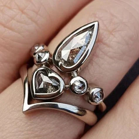Vintage Silver Oval Crystal Ring