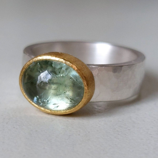 Vintage Round Green Stone Ring