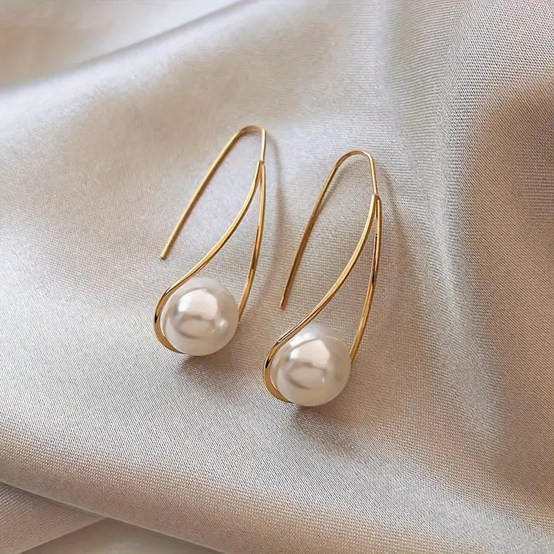 Women's Elegant Pearl Drop Earrings - Celina