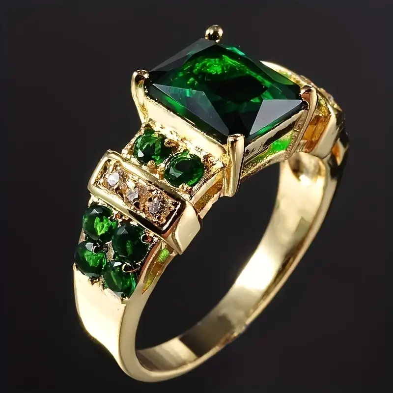 Gold Emerald Ring