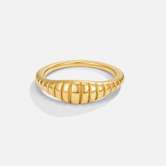 Kaila Mini Crescent Ring