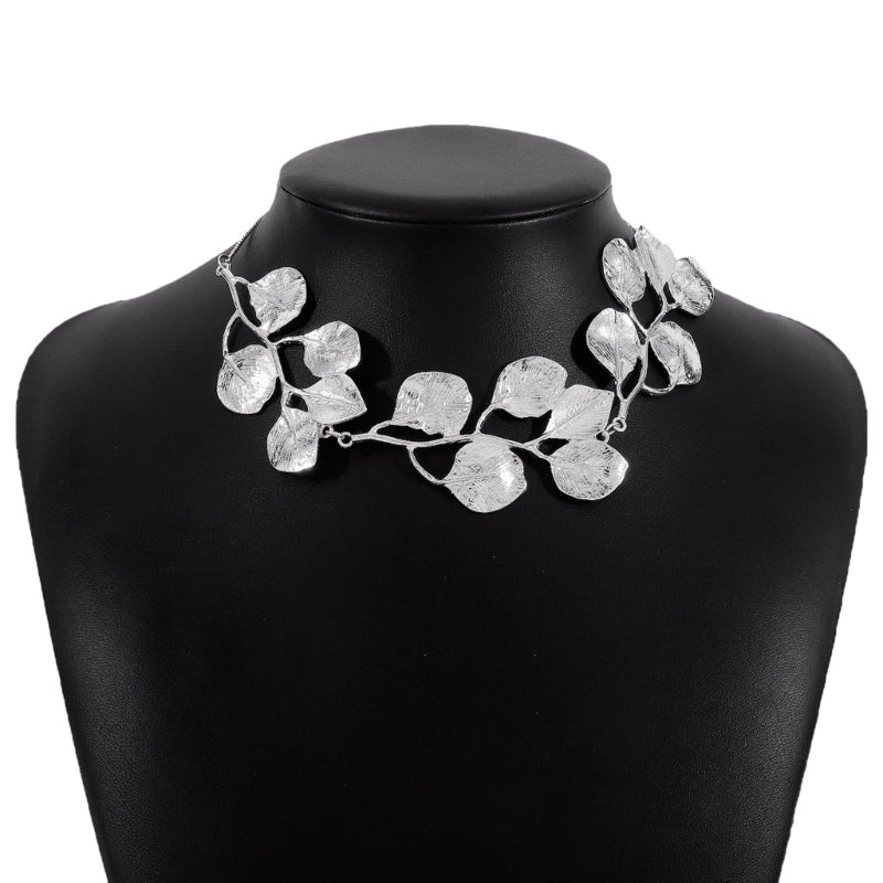 Gold Leaf Allure Necklace